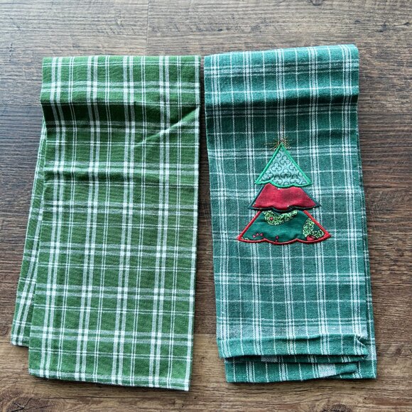Set of 2 Christmas Towels New without Tags, Holiday Towels, Xmas Towels - Picture 4 of 4